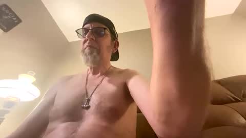 Snapshot of steel259373 chatting on 09-23-25, 11:19 steel259373 online show from 09-23-25, 11:19