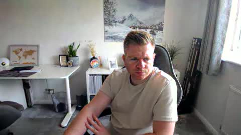 Snapshot of steelk2010 chatting on 05-21-26, 12:23 steelk2010 online show from 05-21-26, 12:23