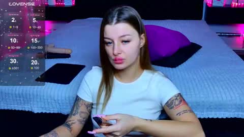 Snapshot of stefaevans chatting on 01-12-26, 01:44 Stefa online show from 01-12-26, 01:44