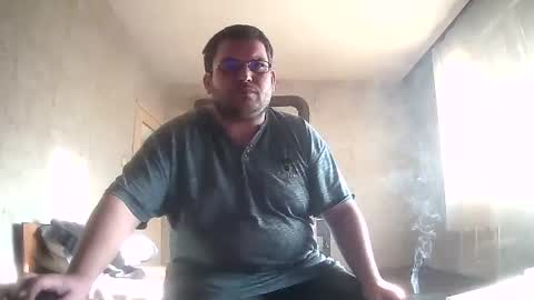 Snapshot of stefan90pt chatting on 12-13-24, 12:39 Stefan online show from 12-13-24, 12:39