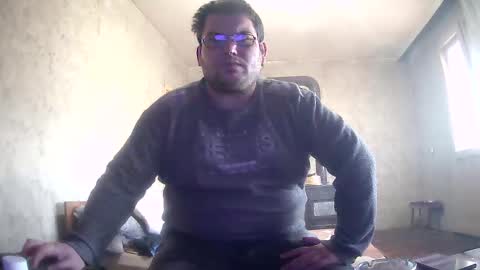 Snapshot of stefan90pt chatting on 01-05-25, 09:05 Stefan online show from 01-05-25, 09:05