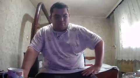 Snapshot of stefan90pt chatting on 10-02-25, 08:32 Stefan online show from 10-02-25, 08:32