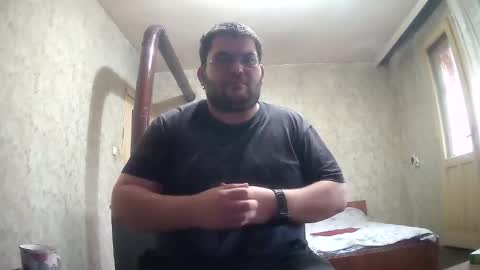 Snapshot of stefan90pt chatting on 10-24-25, 10:33 Stefan online show from 10-24-25, 10:33