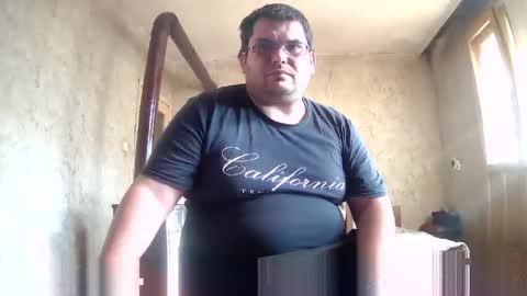 Snapshot of stefan90pt chatting on 11-02-25, 12:07 Stefan online show from 11-02-25, 12:07