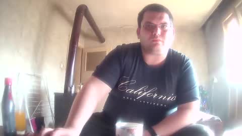 Snapshot of stefan90pt chatting on 12-01-25, 11:26 Stefan online show from 12-01-25, 11:26