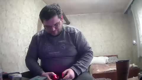 Snapshot of stefan90pt chatting on 02-12-26, 08:09 Stefan online show from 02-12-26, 08:09