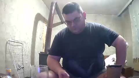 Snapshot of stefan90pt chatting on 02-21-26, 05:08 Stefan online show from 02-21-26, 05:08