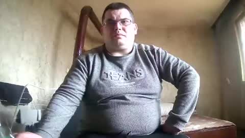 Snapshot of stefan90pt chatting on 03-06-26, 10:56 Stefan online show from 03-06-26, 10:56