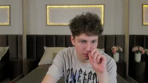 Esrefan online show from 02-27-26, 07:58