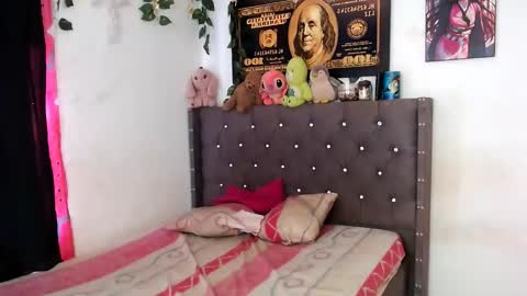 stefanny beautiful online show from 12-14-25, 04:01