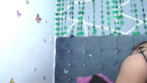 Snapshot of stefanvix202 chatting on 03-06-25, 06:19 Stefan online show from 03-06-25, 06:19