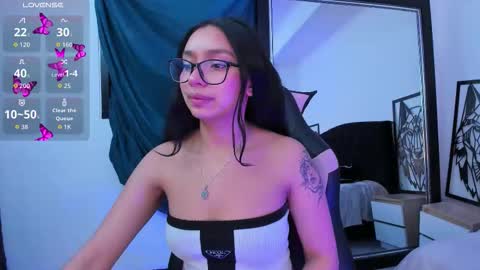 Snapshot of stefanygp chatting on 11-16-25, 12:44 Stefanny lopez online show from 11-16-25, 12:44