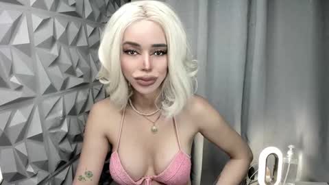 Snapshot of stefanylangkat chatting on 03-09-26, 06:06 Jane online show from 03-09-26, 06:06