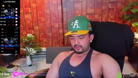 Snapshot of steffan_sebastian chatting on 02-11-25, 04:33 STEFFAN online show from 02-11-25, 04:33