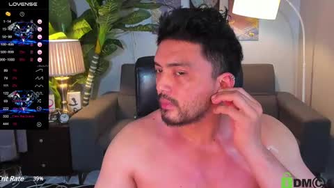 Snapshot of steffan_sebastian chatting on 03-08-25, 05:59 STEFFAN online show from 03-08-25, 05:59