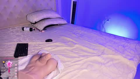 steffany_lopez_ online show from 02-08-25, 07:49