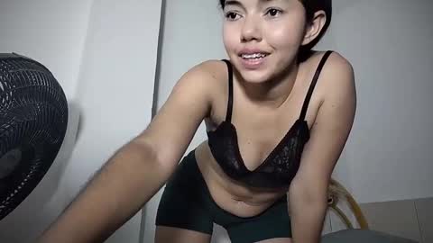 stefany online show from 02-05-25, 06:13