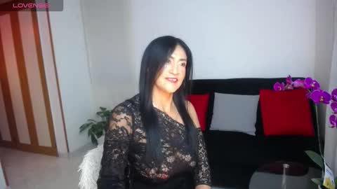 Snapshot of steffy_31 chatting on 11-27-25, 02:24 Steffy online show from 11-27-25, 02:24