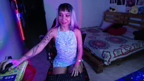 Snapshot of stefh420 chatting on 10-31-25, 04:02   online show from 10-31-25, 04:02