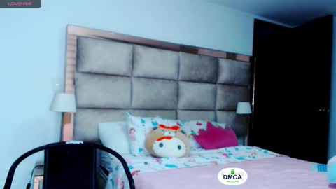 Stefany online show from 10-14-25, 11:38