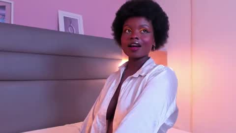 STELA online show from 12-14-25, 12:05