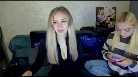 Stella  Cox online show from 11-20-25, 12:38