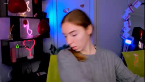 stella_flower online show from 02-17-26, 05:48