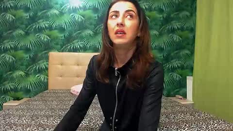 Stella John online show from 01-20-25, 05:48