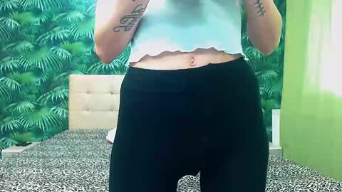 Stella John online show from 01-30-25, 07:18