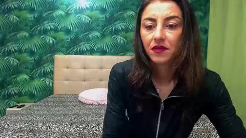 Stella John online show from 02-08-25, 05:18