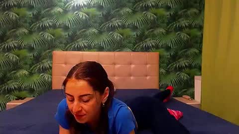 Stella John online show from 02-12-25, 05:37