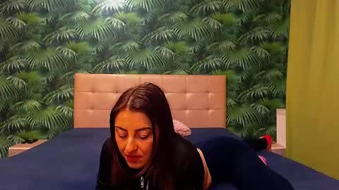 Stella John online show from 02-13-25, 04:43