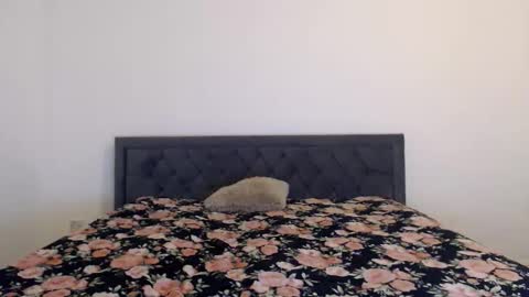 Stella John online show from 09-20-25, 05:19