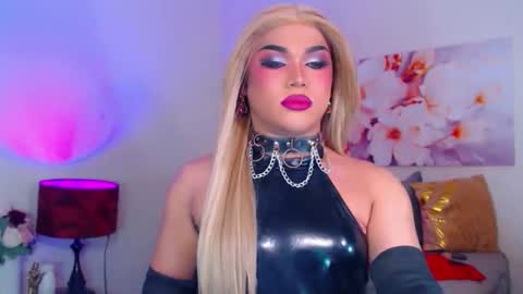 CALL ME STELLA online show from 10-16-25, 06:42