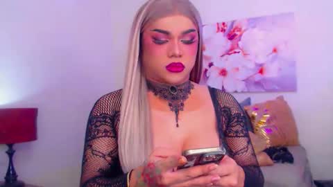 CALL ME STELLA online show from 10-26-25, 09:59