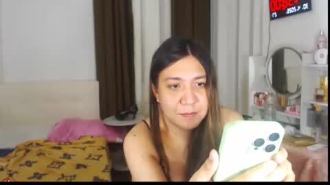 Stella online show from 04-29-26, 05:52