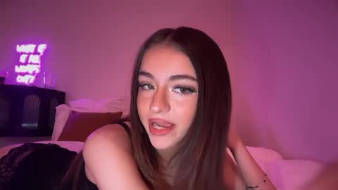 stellapearl online show from 09-28-25, 08:36