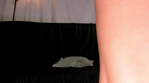 stellart_ online show from 03-04-25, 02:49