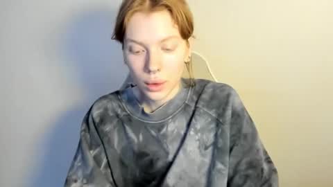 Snapshot of stellaswen chatting on 12-18-25, 08:31 S T E L L A online show from 12-18-25, 08:31