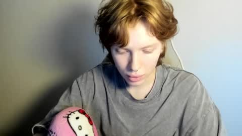 Snapshot of stellaswen chatting on 12-22-25, 01:19 S T E L L A online show from 12-22-25, 01:19