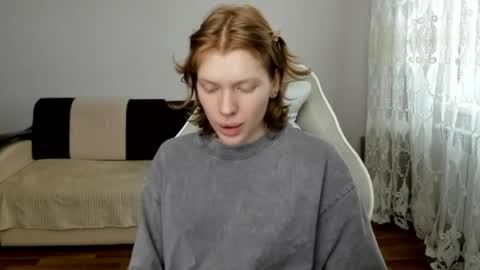 Snapshot of stellaswen chatting on 04-10-26, 11:15 S T E L L A online show from 04-10-26, 11:15