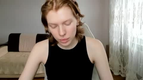 Snapshot of stellaswen chatting on 04-19-26, 11:20 S T E L L A online show from 04-19-26, 11:20