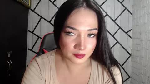 Snapshot of stellaven chatting on 10-14-25, 12:44 Stellaven online show from 10-14-25, 12:44