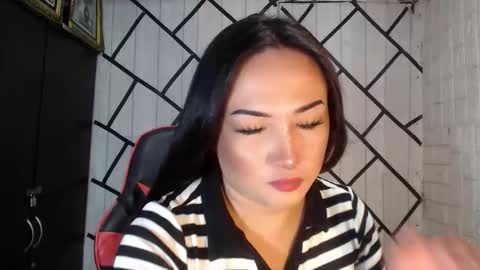 Snapshot of stellaven chatting on 10-27-25, 02:37 Stellaven online show from 10-27-25, 02:37