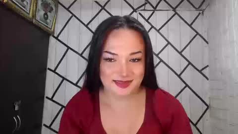 Snapshot of stellaven chatting on 12-18-25, 02:06 Stellaven online show from 12-18-25, 02:06