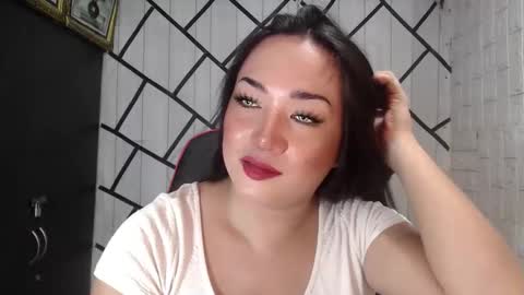 Snapshot of stellaven chatting on 01-07-26, 02:47 Stellaven online show from 01-07-26, 02:47