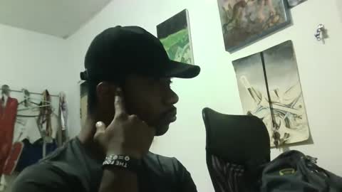 Snapshot of stemanlu9 chatting on 02-17-25, 05:14 Steman online show from 02-17-25, 05:14