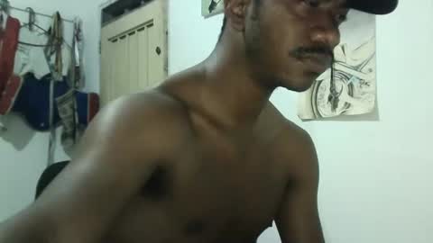 Snapshot of stemanlu9 chatting on 02-25-25, 06:25 Steman online show from 02-25-25, 06:25