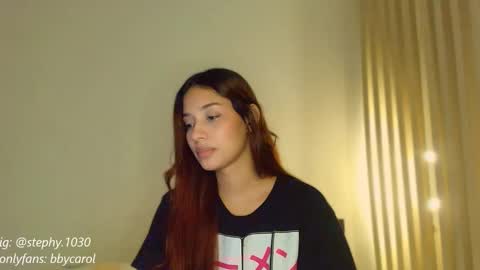 Snapshot of steph_y1030 chatting on 04-10-26, 02:17 stephany online show from 04-10-26, 02:17