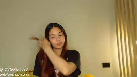 Snapshot of steph_y1030 chatting on 05-12-26, 05:04 stephany online show from 05-12-26, 05:04